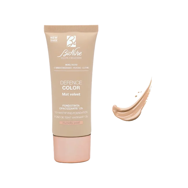 DEFENCE COLOR Matt Velvet puder za masnu kožu s mat učinkom 402 Creme nue